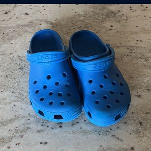 Royal blue classic crocs Womens size 8 mens size 6